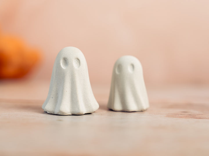 3D Concrete Ghost Figures