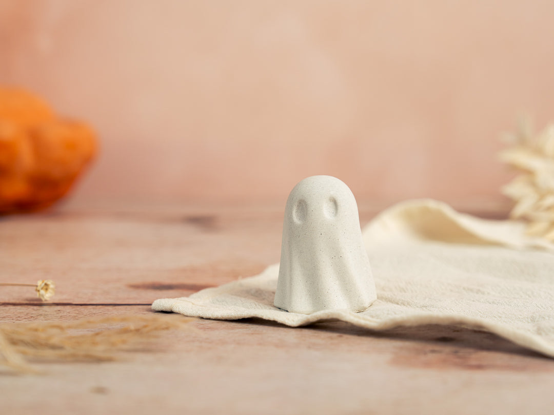 3D Concrete Ghost Figures