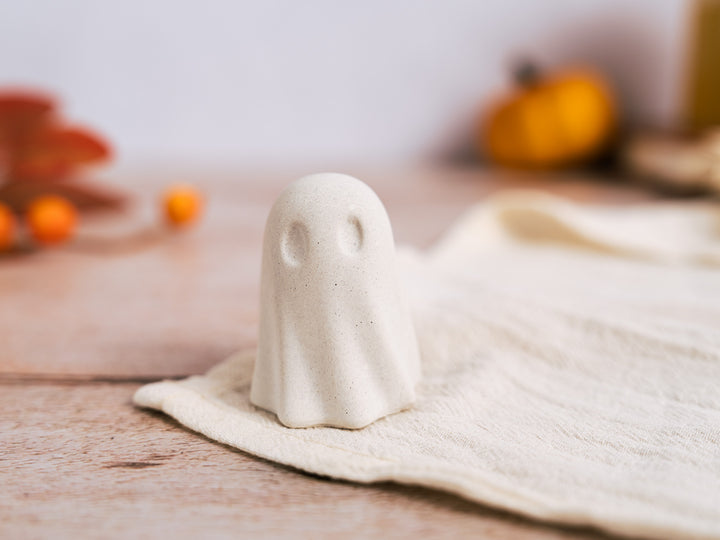 3D Concrete Ghost Figures