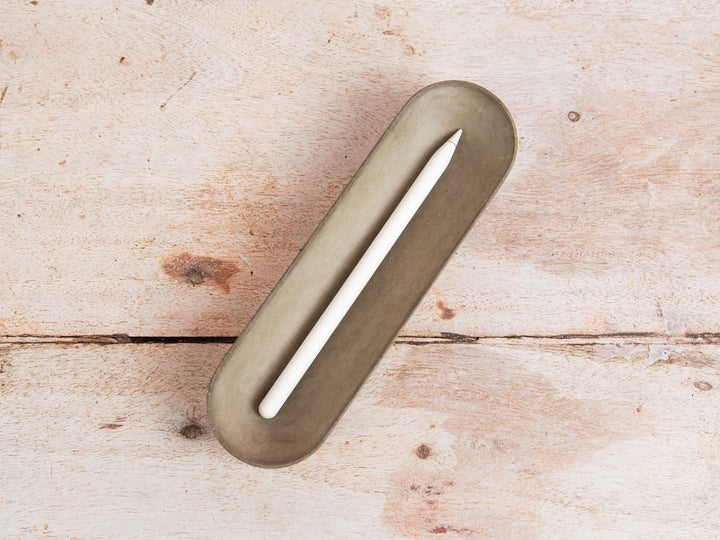 Oval Pen Tray