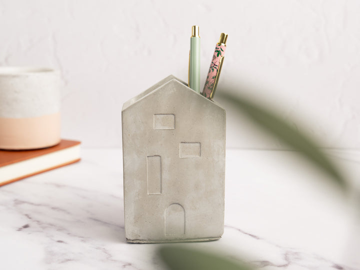 Concrete House Pot Shaped Bookends