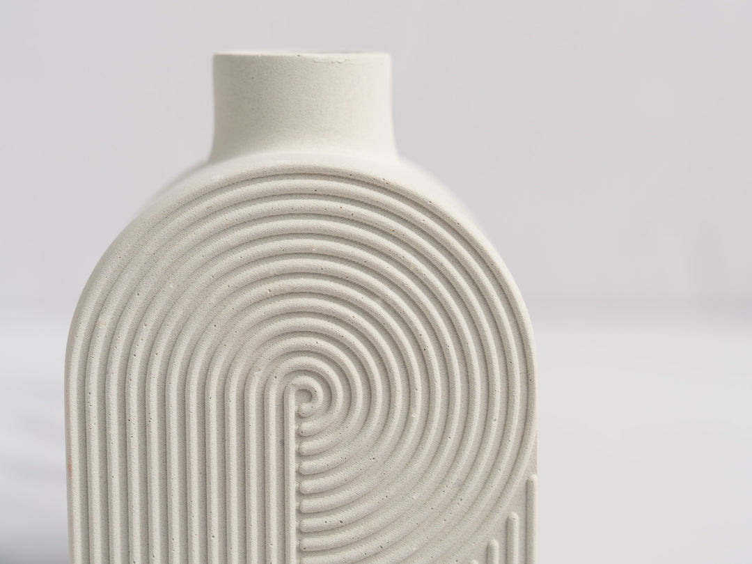 Arch pattern Bud Vase