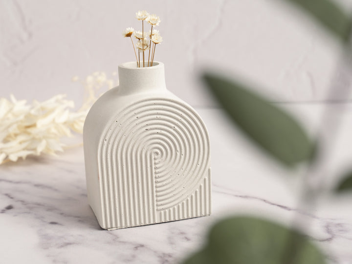 Arch pattern Bud Vase