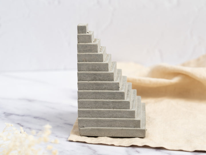 Concrete Mayan Pyramid Bookends