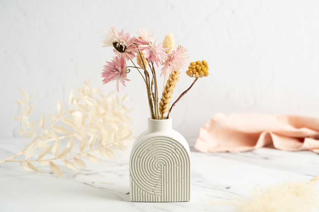 Arch pattern Bud Vase