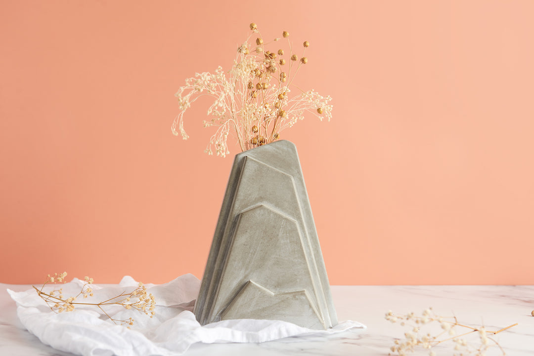 3d Mountian Style Concrete Vase