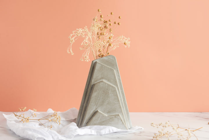 3d Mountian Style Concrete Vase