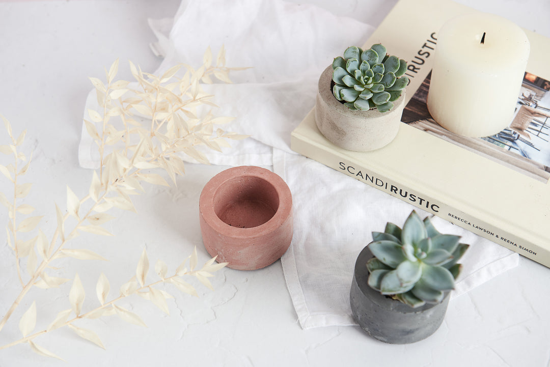 Simple Round Concrete Tea Light Holders