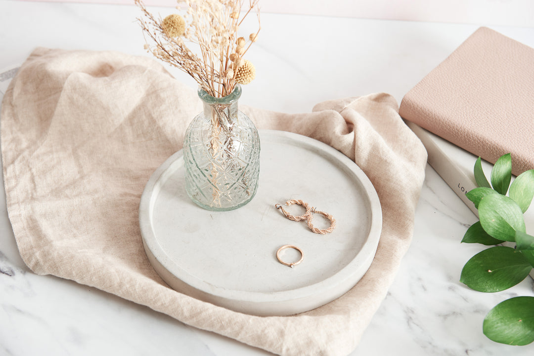 Round Concrete Tray